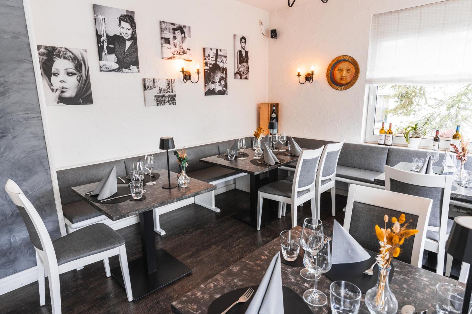 Hotel Apartments Restaurant Cala Luna Marburg Exteriér fotografie