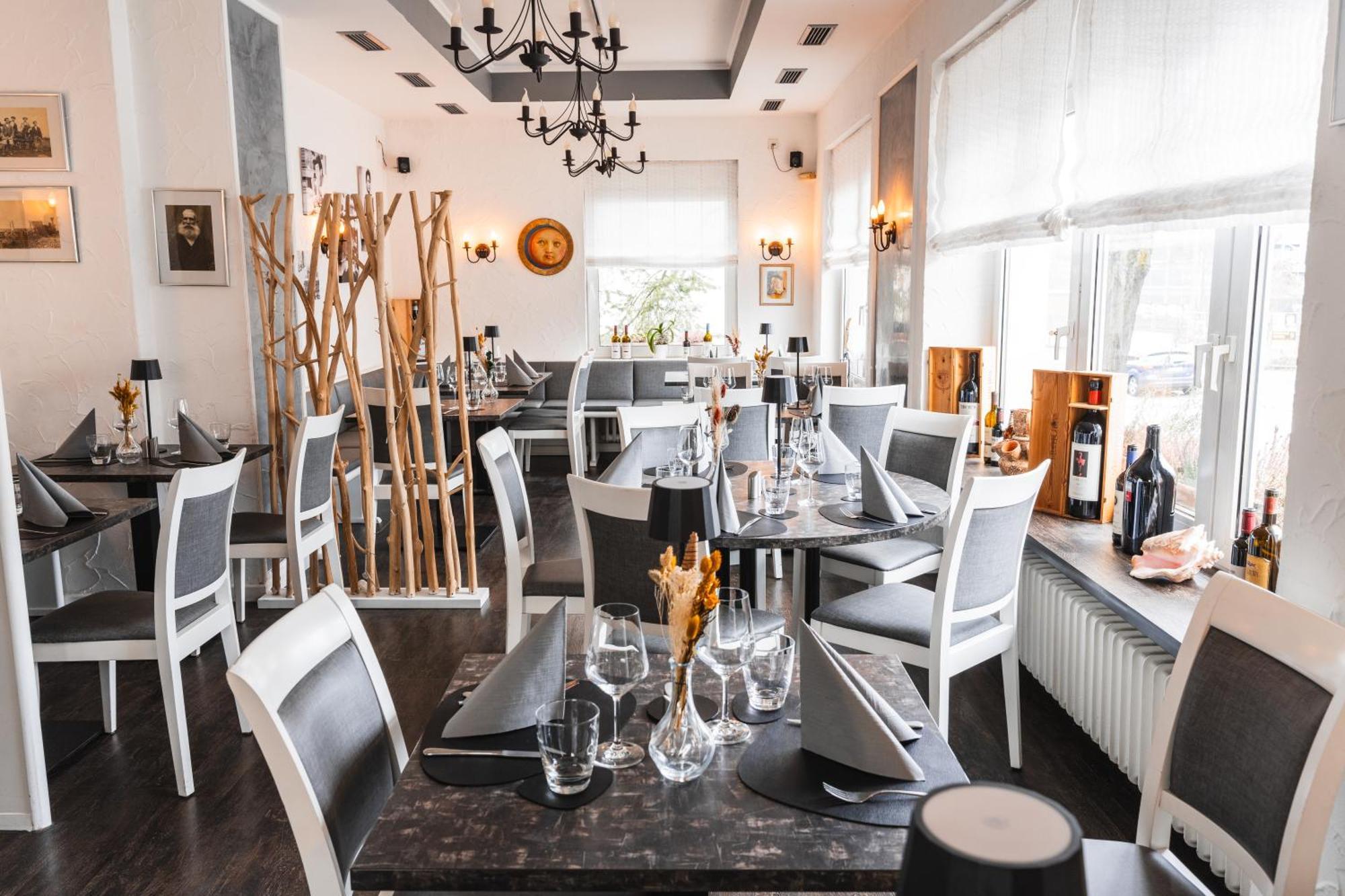 Hotel Apartments Restaurant Cala Luna Marburg Exteriér fotografie